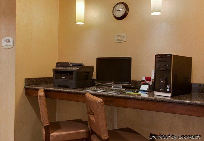 فندق ريزدنس إن هازلتون المظهر الخارجي الصورة